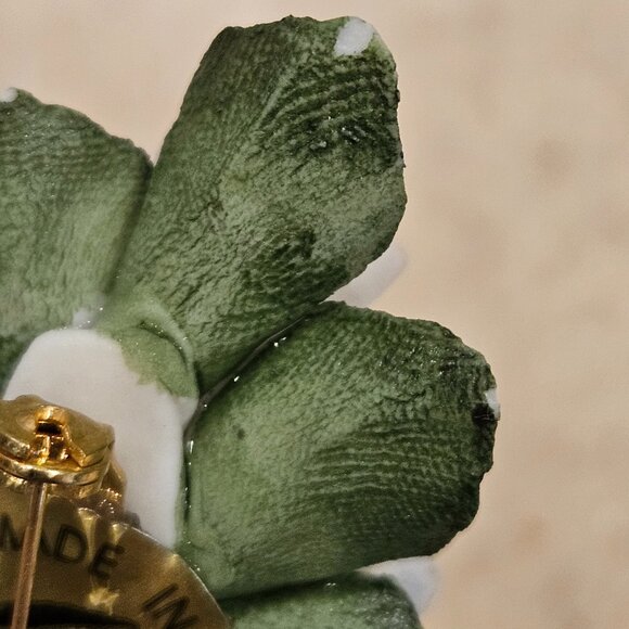 RARE VINTAGE CLASSIC CAPODIMONTE ITALIAN FLOWER BOUQUET PORCELAIN BROOCH PIN - Picture 8 of 14